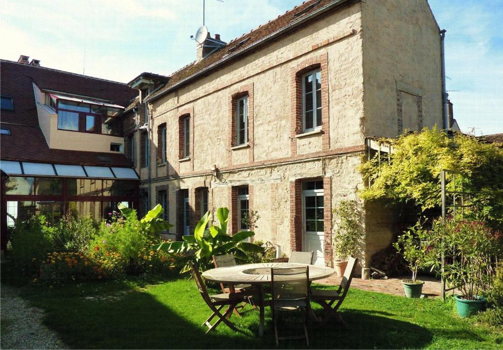 Les 5 Sens Bed & Breakfast Luaran gambar